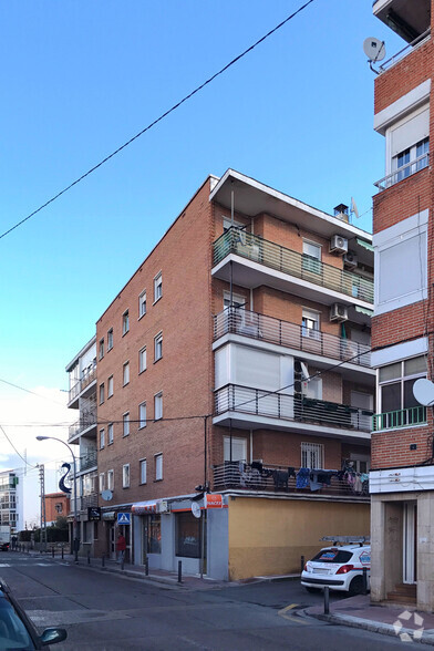 Calle Maestro Serrano, 27, Collado Villalba, Madrid for sale - Building Photo - Image 3 of 3