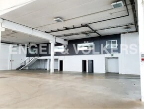 Industrial in Llinars del Vallès, Barcelona to rent Building Photo- Image 2 of 6