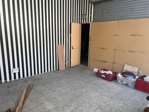 Retail in Galapagar, Madrid to rent Interior Photo- Image 2 of 2