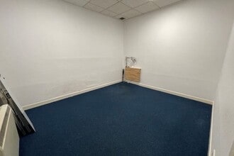 55 South Methven St, Perth to rent Interior Photo- Image 2 of 6