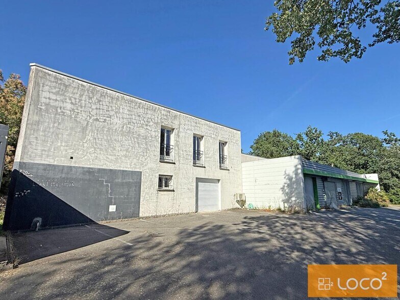 17 Rue Du Cassé, Saint-Jean for sale - Building Photo - Image 2 of 5