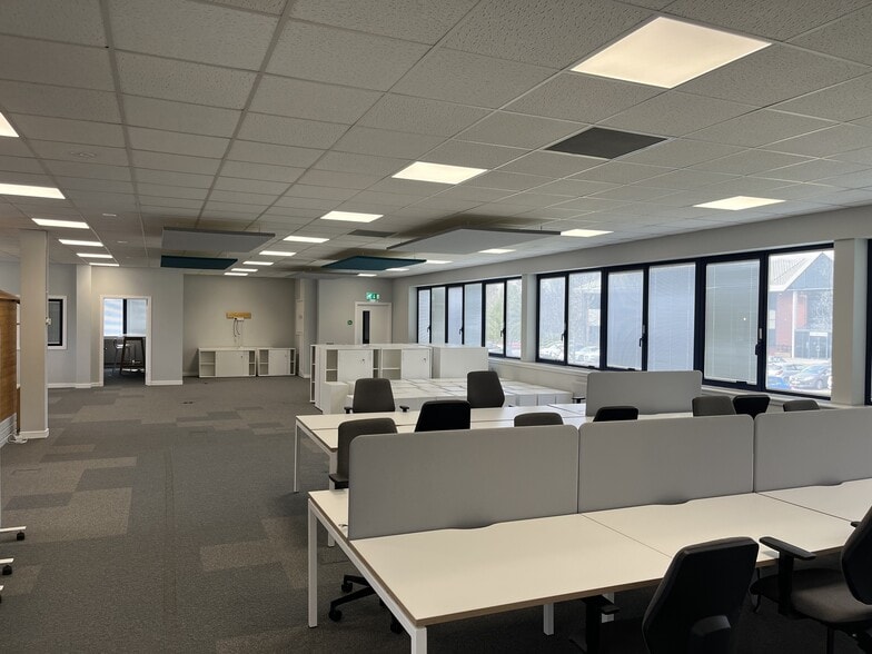 Enterprise Way, Dunfermline to rent - Building Photo - Image 2 of 5