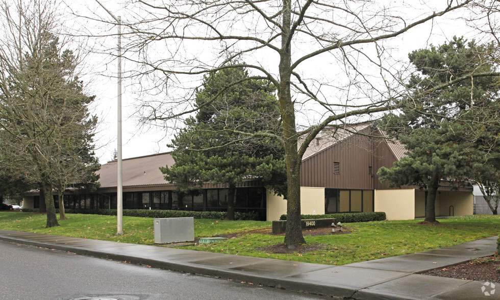 19400 SW Teton Ave, Tualatin, OR for rent - Primary Photo - Image 1 of 2