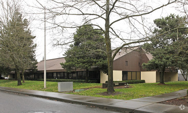 19400 SW Teton Ave, Tualatin, OR for rent Primary Photo- Image 1 of 3