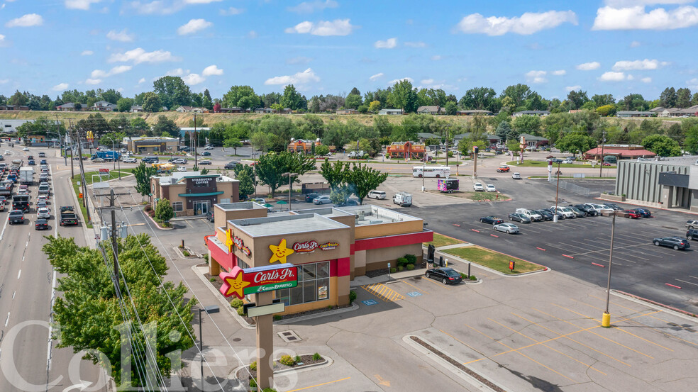 4999 N Glenwood St, Garden City, ID for sale - Building Photo - Image 1 of 1