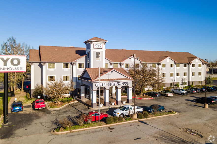 4400 Highline Blvd, Oklahoma City, OK for sale - Building Photo - Image 1 of 7