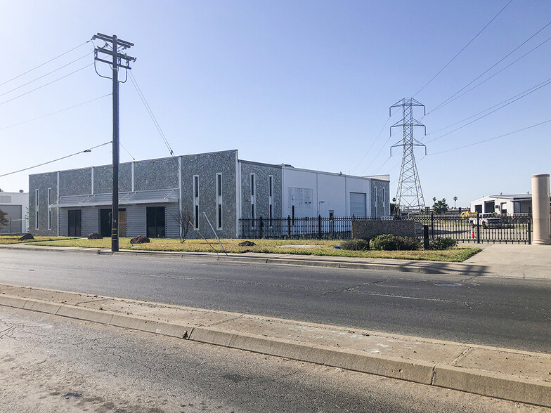 8500 Fruitridge Rd, Sacramento, CA for sale - Building Photo - Image 1 of 1