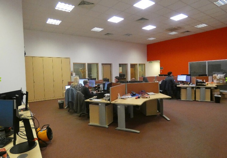 18 Great Bridge St, West Bromwich to rent - Interior Photo - Image 2 of 8