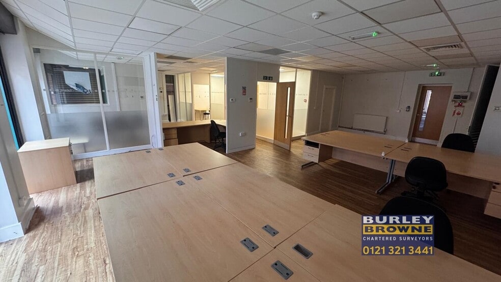 30 Church St, Tamworth to rent - Building Photo - Image 3 of 13