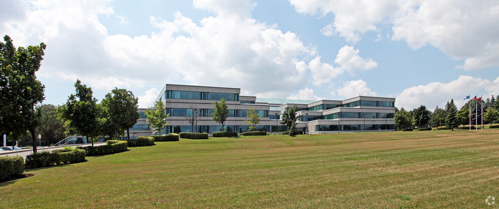 2300 Meadowvale Blvd, Mississauga, ON for sale - Building Photo - Image 1 of 1