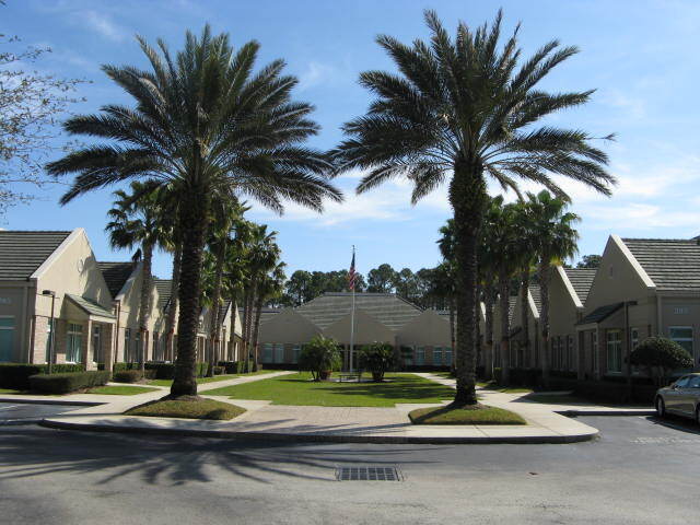 265 Clyde Morris Blvd, Ormond Beach, FL to rent Building Photo- Image 1 of 6