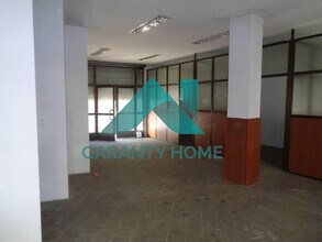 Retail in Cáceres, Cáceres to rent Interior Photo- Image 2 of 7