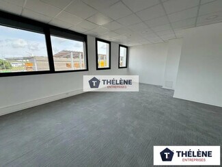 More details for Office, Retail to Rent