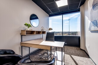 5718 Westheimer Rd, Houston, TX to rent Interior Photo- Image 1 of 4