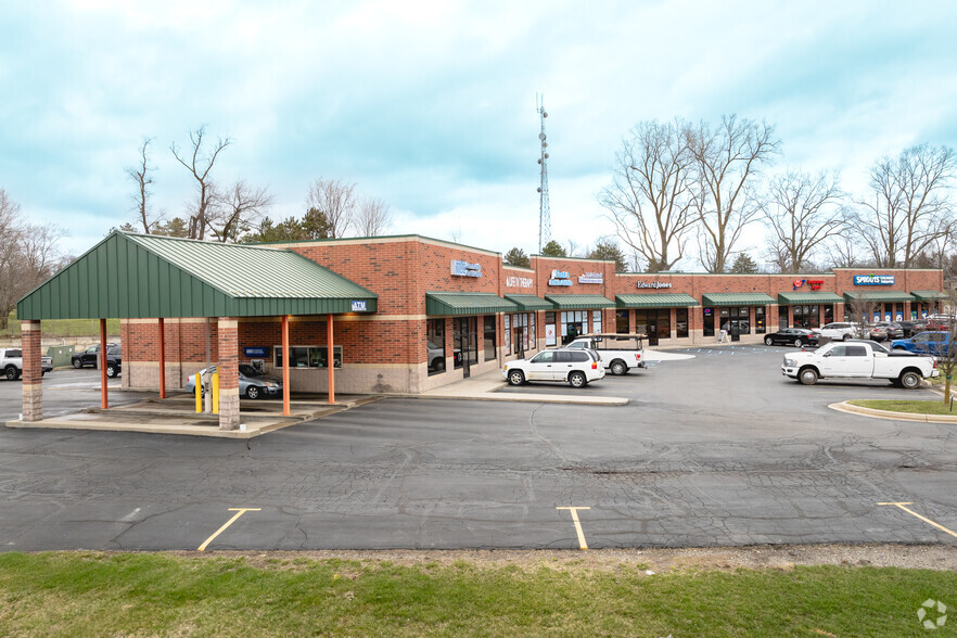 1325 N Main St, Adrian, MI for sale - Primary Photo - Image 1 of 16