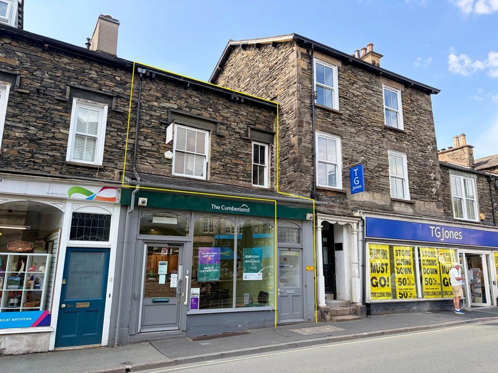 18 Main Rd, Windermere to rent Building Photo- Image 1 of 4