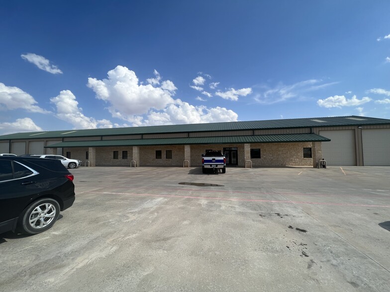 6413 N State Highway 349, Midland, TX for rent - Building Photo - Image 1 of 69