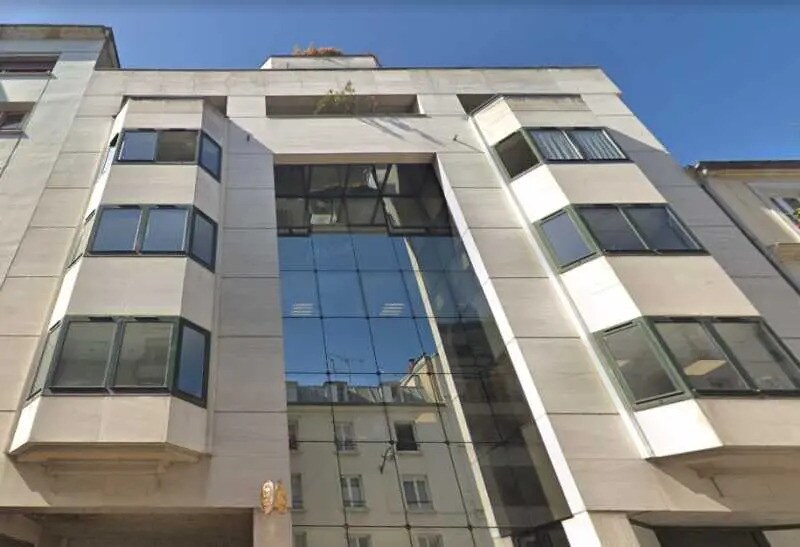 Office in Levallois-Perret to rent Building Photo- Image 1 of 2