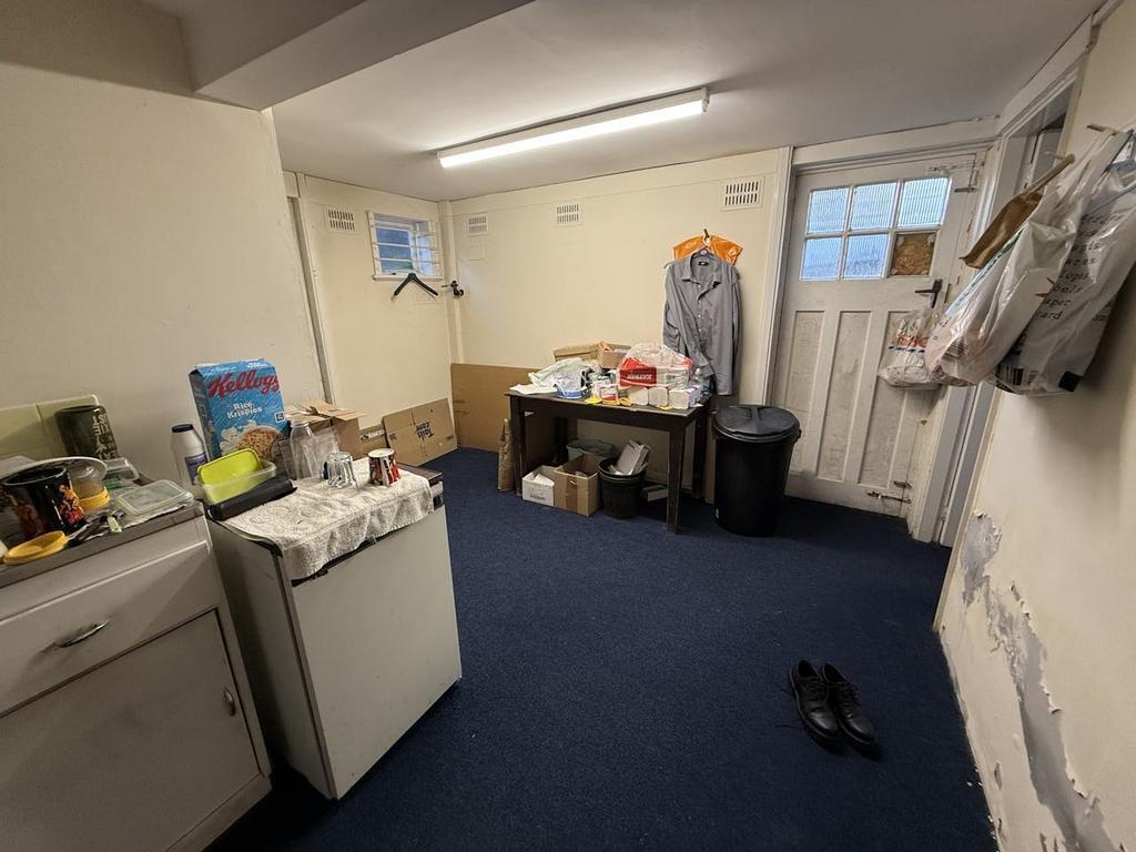 73 Bedford Pl, Southampton for sale Interior Photo- Image 1 of 1