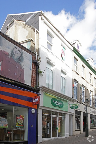 5 Hall St, Carmarthen for sale - Primary Photo - Image 1 of 1