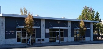 702 The Parkway, Richland WA - Commercial Property