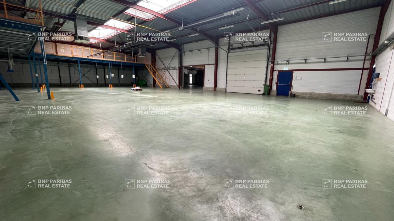 Light Industrial in Saint-Germain-de-la-Grange for sale Interior Photo- Image 1 of 9