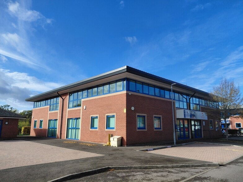 Station Rd, Reading for sale - Building Photo - Image 2 of 2