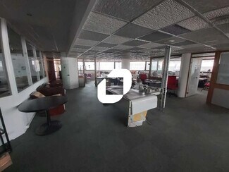 More details for Office, Retail to Rent