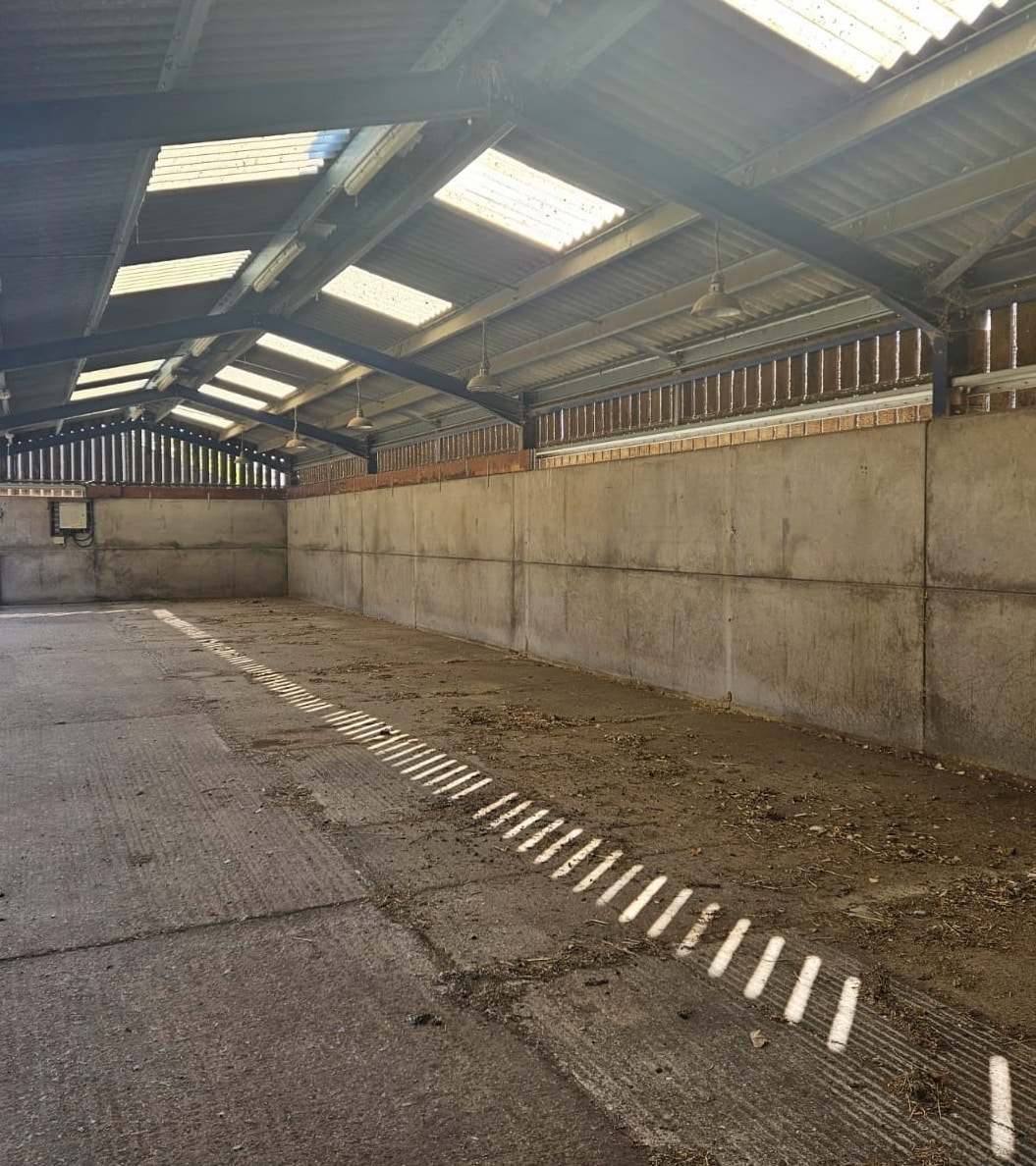 Fences Ln, Newport Pagnell to rent Interior Photo- Image 1 of 1