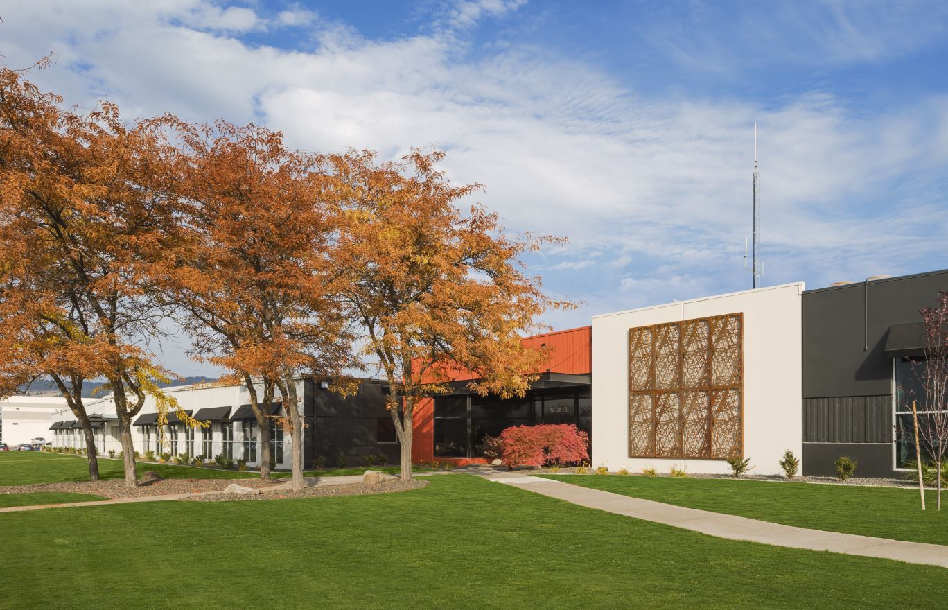 2818 N Sullivan Rd, Spokane Valley, WA for rent Building Photo- Image 1 of 7