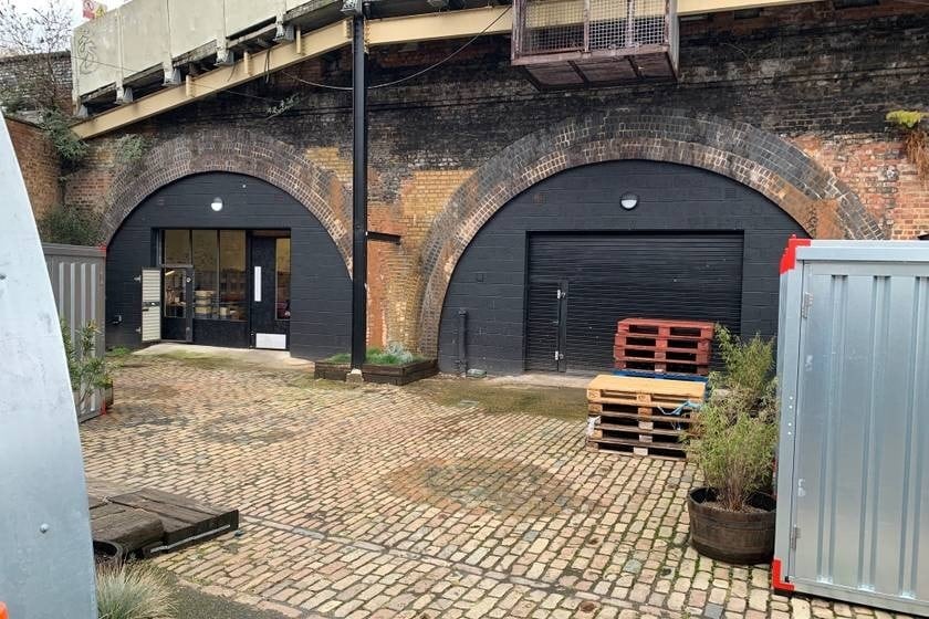 177-188 Blenheim Grv, London to rent Primary Photo- Image 1 of 2