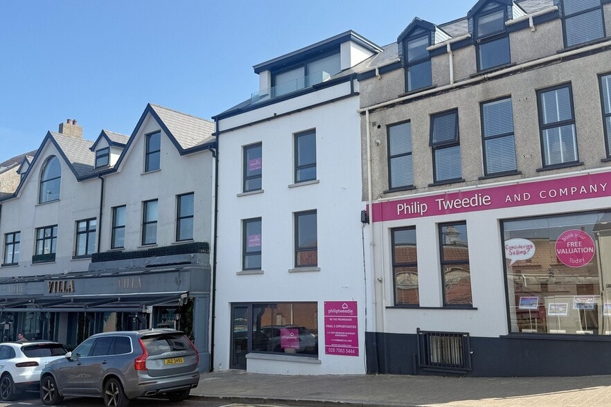 80 The Promenade, Portstewart to rent - Building Photo - Image 2 of 2