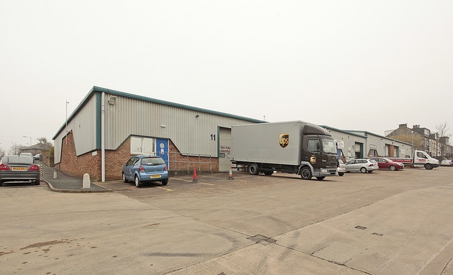 More details for 19 Great Russell Ct, Bradford - Industrial to Rent