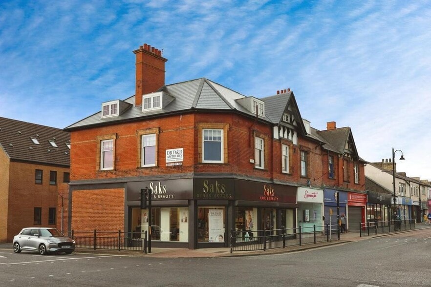 113 Newgate St, Bishop Auckland to rent - Building Photo - Image 2 of 18