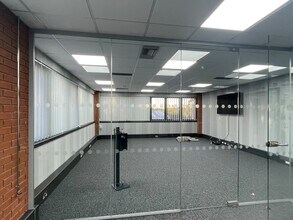 Christy Ct, Basildon to rent Interior Photo- Image 1 of 6