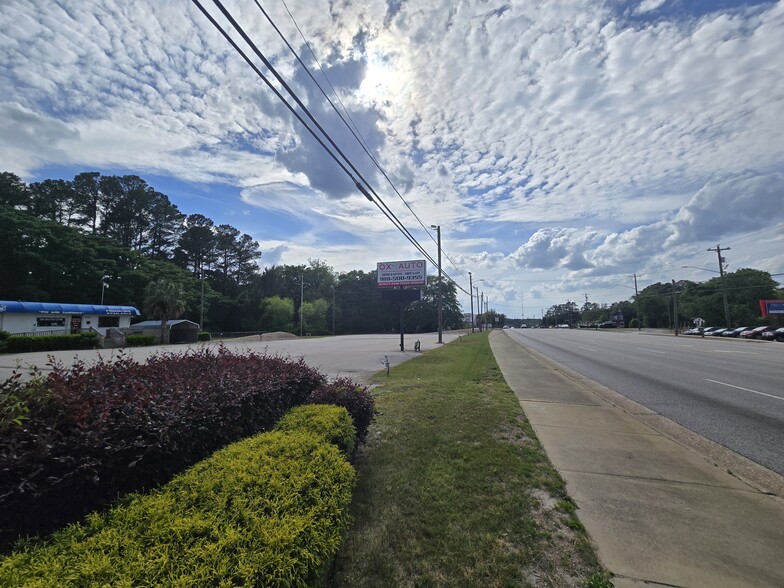 5303 Raeford Rd, Fayetteville, NC for sale - Building Photo - Image 1 of 1