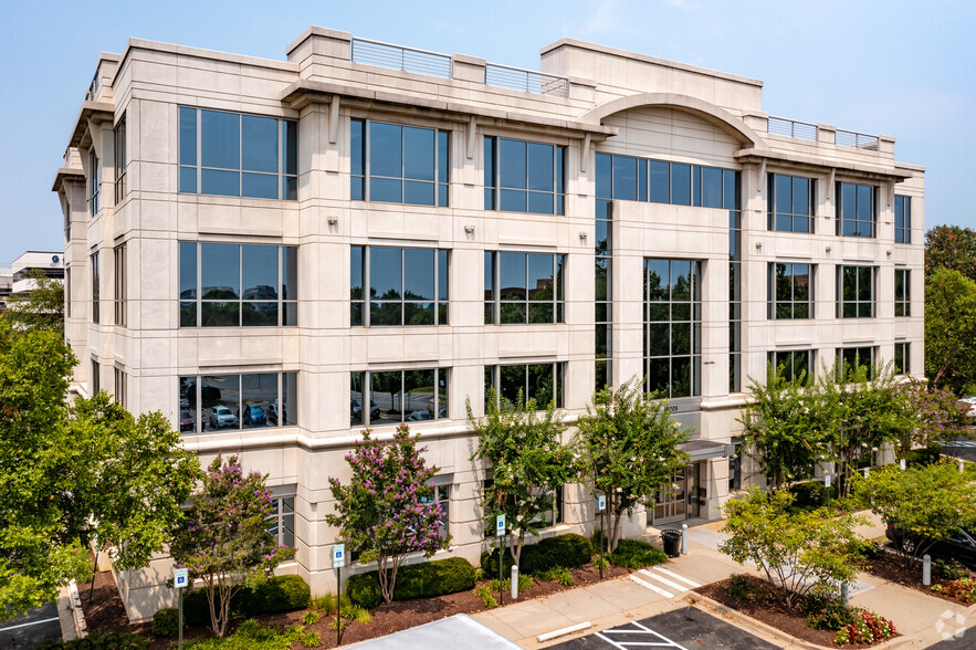 15005 Shady Grove Rd, Rockville, MD for rent - Building Photo - Image 1 of 7