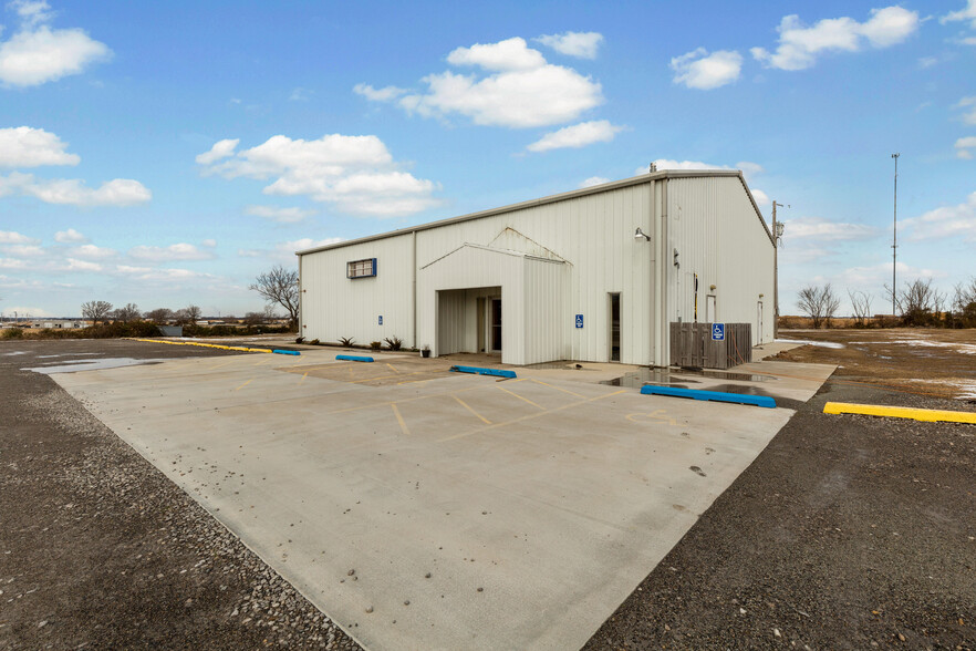 26243 State Highway 51, Wagoner, OK for sale - Building Photo - Image 3 of 64