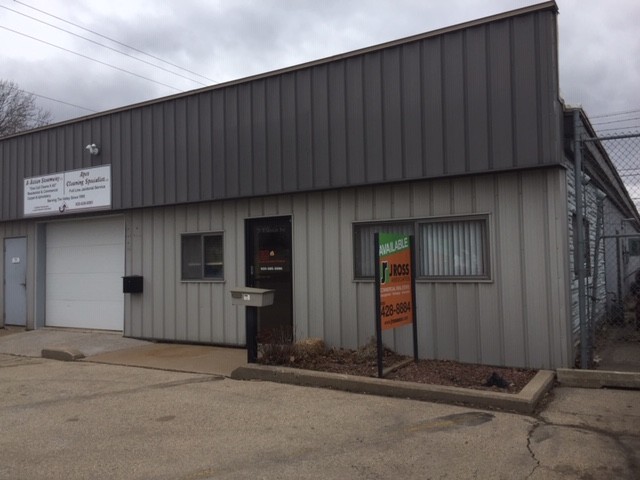 730 W Glendale Ave, Appleton, WI for rent - Building Photo - Image 1 of 6