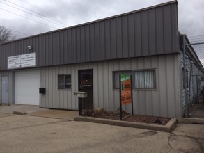 730 W Glendale Ave, Appleton, WI for rent Building Photo- Image 1 of 7