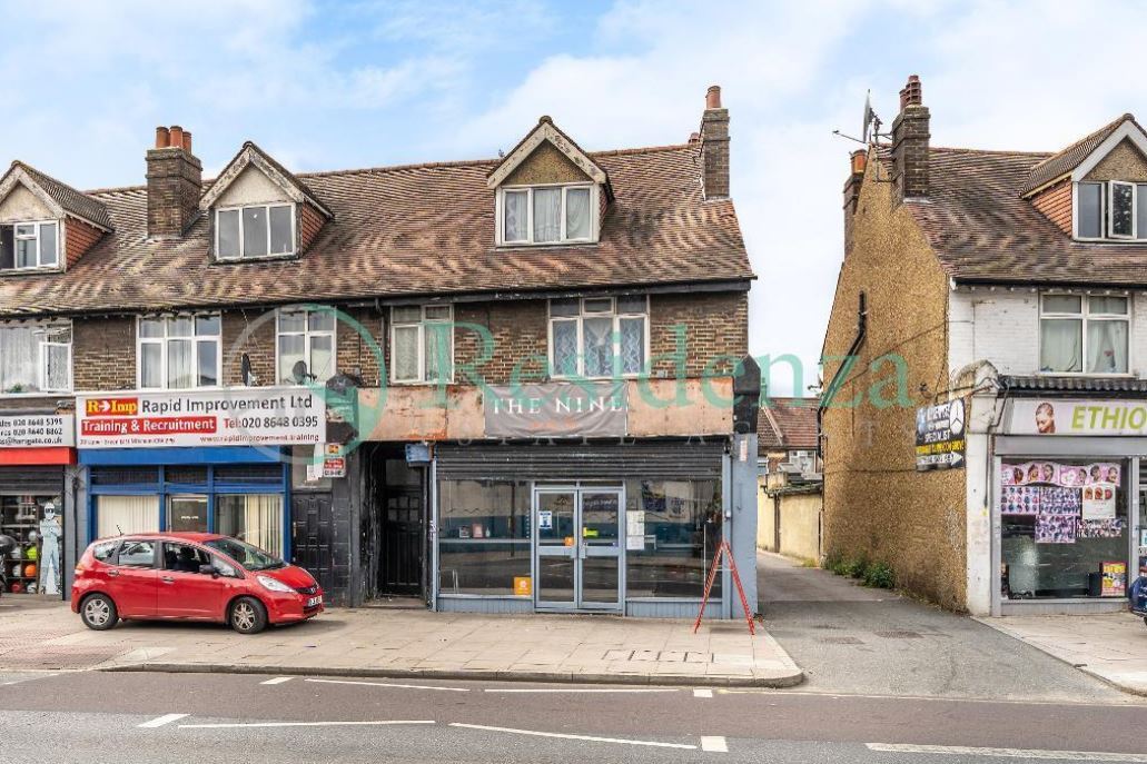 18 Upper Green E, Mitcham for sale Primary Photo- Image 1 of 1