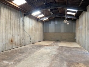 Greys Green, Rotherfield Greys to rent Interior Photo- Image 2 of 3