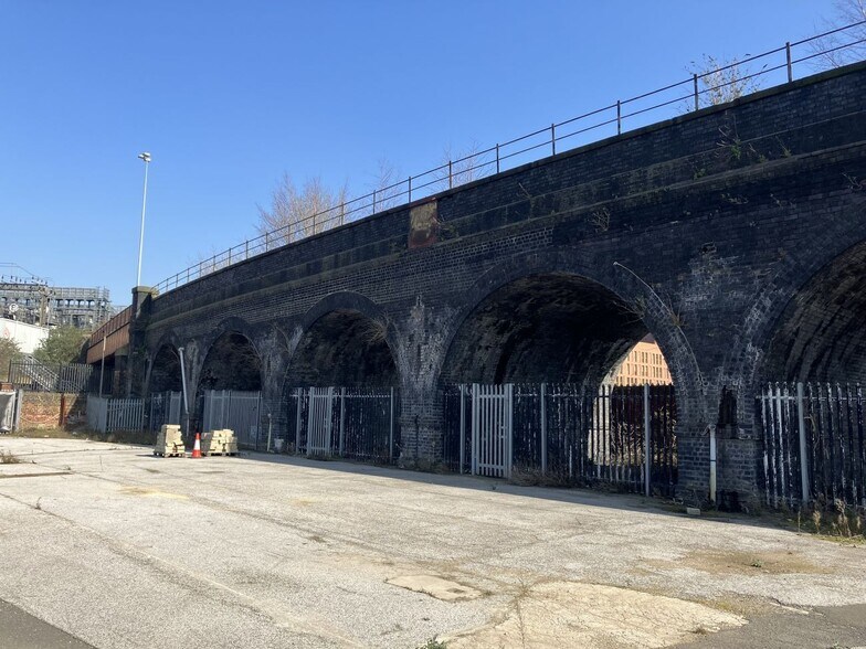 Globe Rd, Leeds to rent - Other - Image 3 of 9