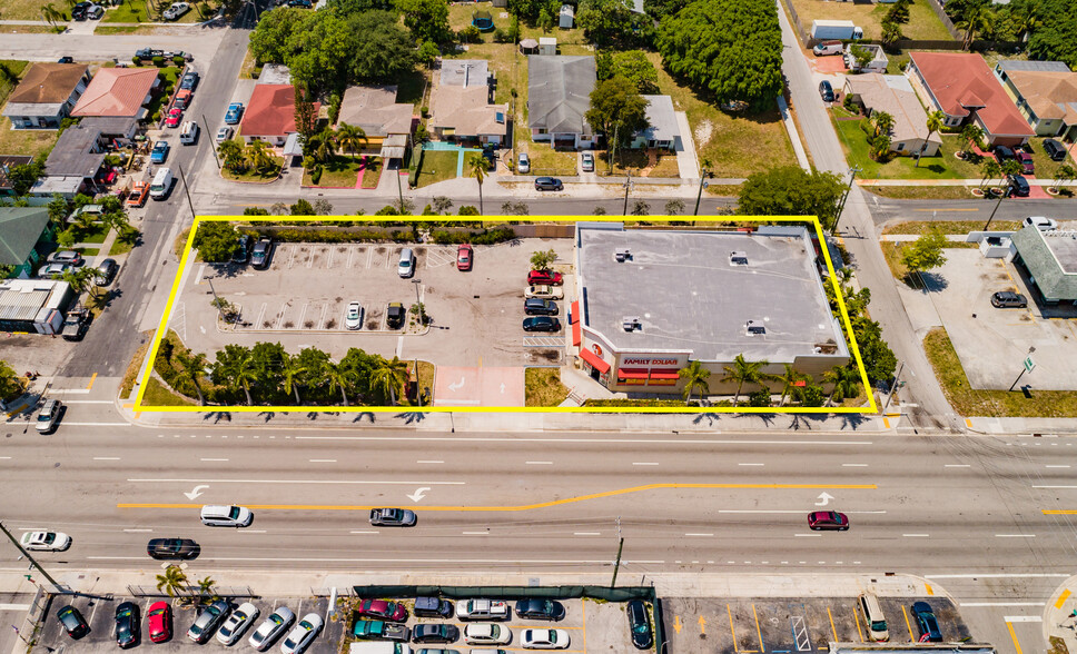 633 W Pembroke Rd, Hallandale Beach, FL for sale - Aerial - Image 3 of 5