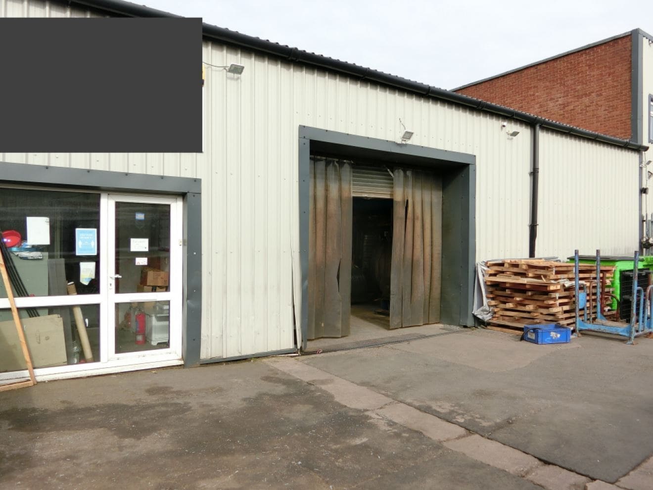 Norton Green Ln, Norton Canes to rent Building Photo- Image 1 of 2