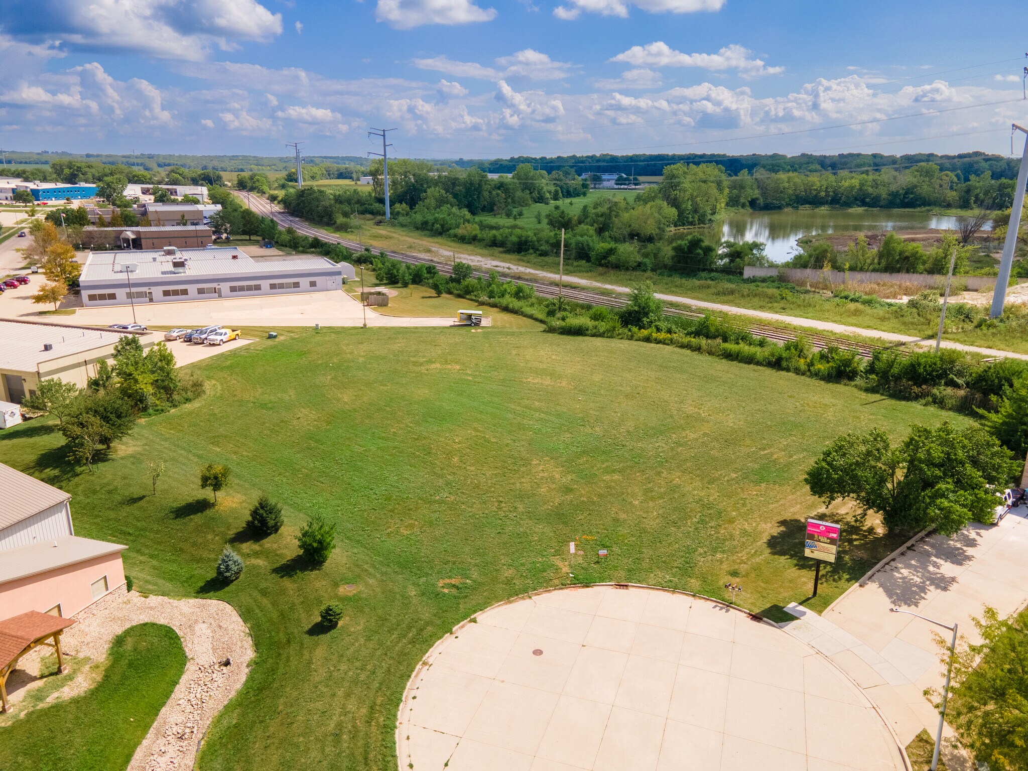 14 Finance Dr, Bloomington, IL for sale Building Photo- Image 1 of 1