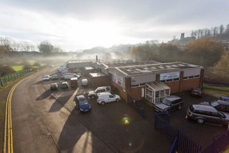 Cradley Rd, Cradley Heath to rent Building Photo- Image 2 of 10
