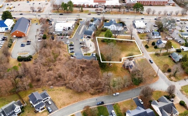 1025 Salisbury Dr, Midlothian, VA for sale - Primary Photo - Image 1 of 1