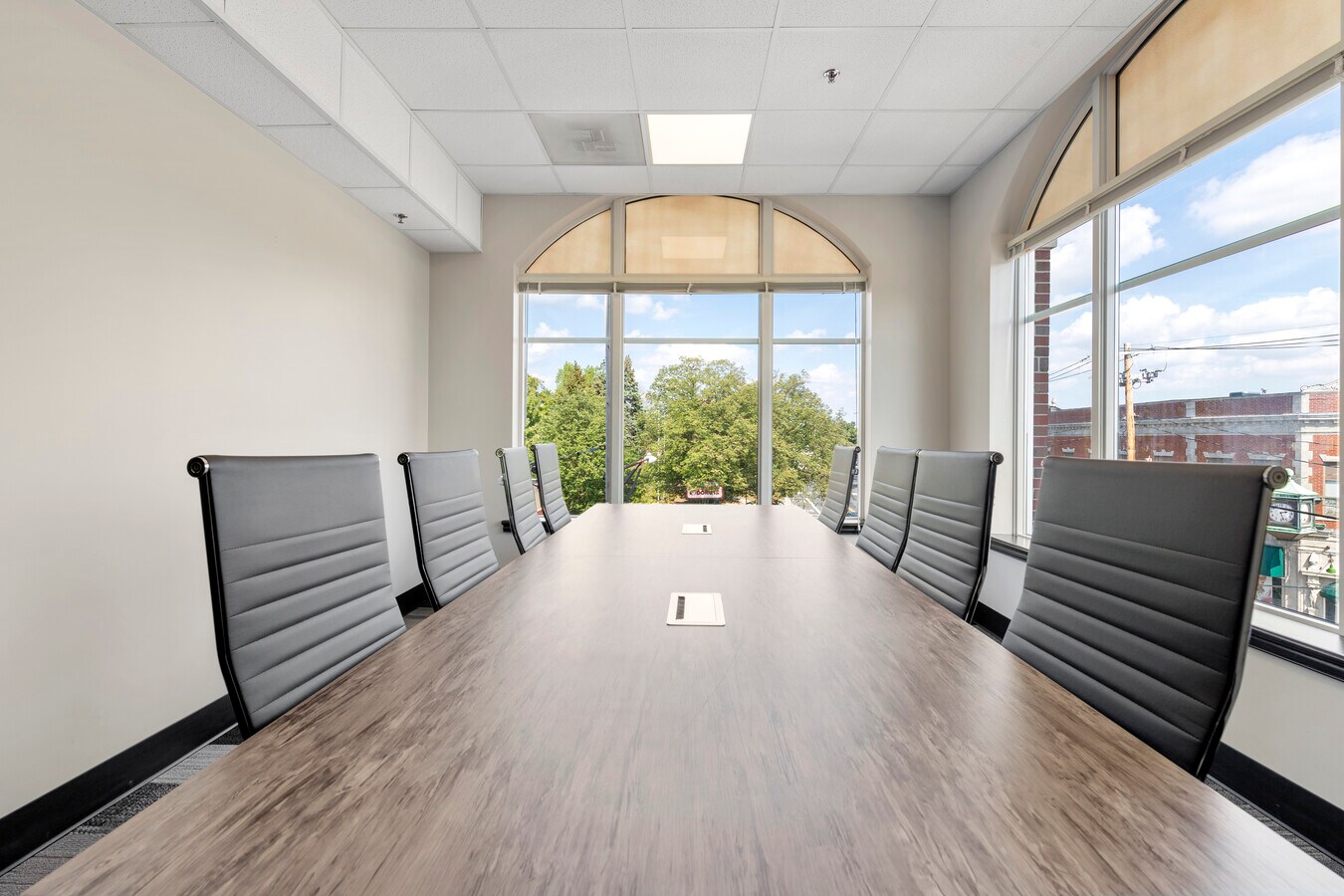 411 Watertown St, Newton, MA 02458 3rd Floor Office Space Above The