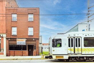 826 E Warrington Ave, Pittsburgh, PA for rent Building Photo- Image 1 of 23